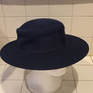 Black Liz Claiborne rancher style hat 100% wool